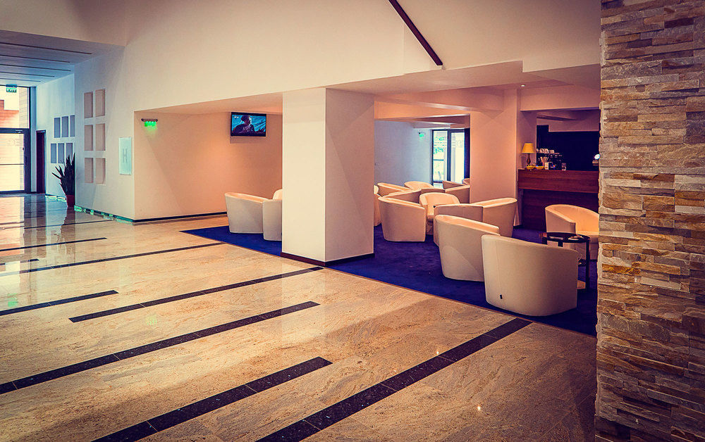 Perla Hotel Slănic-Moldova Eksteriør billede